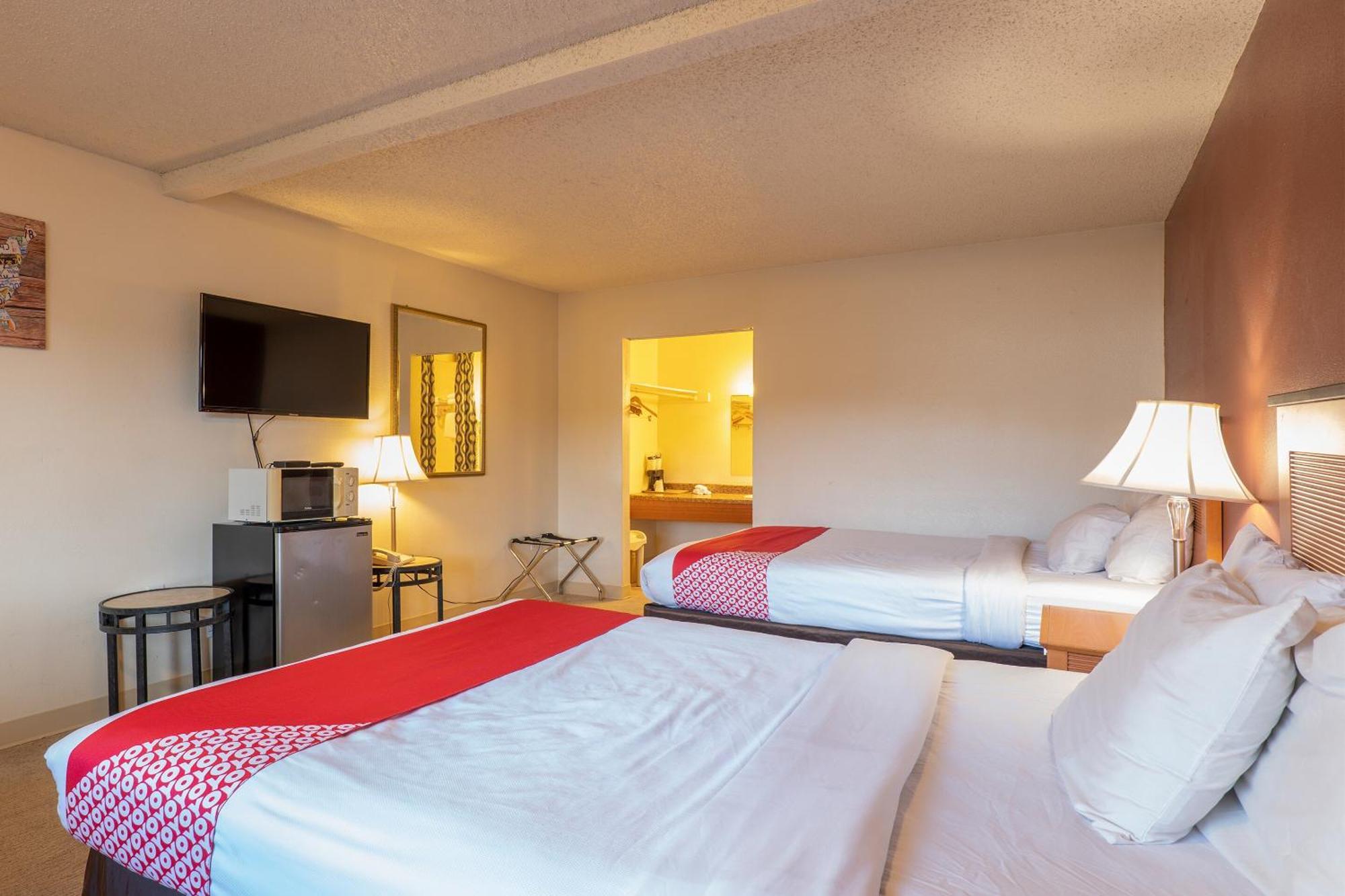 Oyo Hotel Chehalis I-5 South Exteriör bild